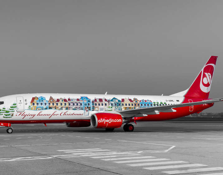 Flugzeug-Vollverklebung